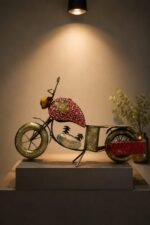 The Heritage Vintage Motorcycle Sculpture | Hand-Painted Metal Artisan Décor
